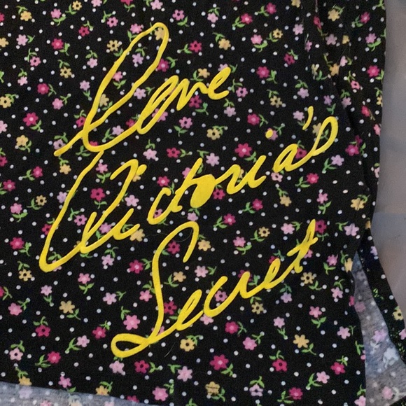 NWOT Victoria’s Secret Sleep Shirt - Love - Picture 3 of 3